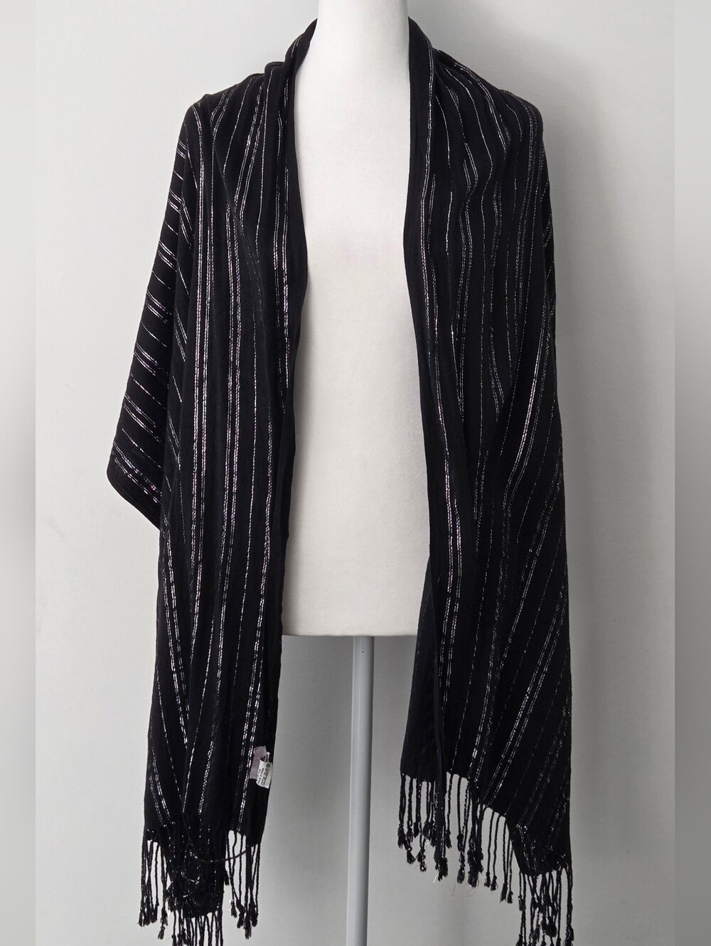 Black Metallic Stripe Scraf